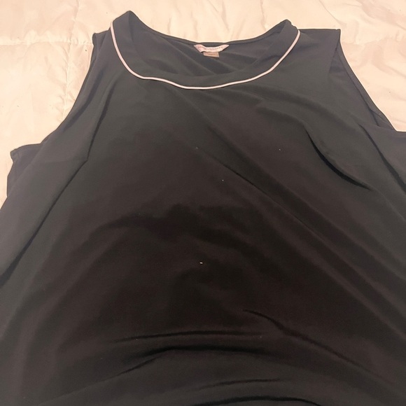 Allison Daley sleeveless black top with white trim - Size 3X - Picture 5 of 12